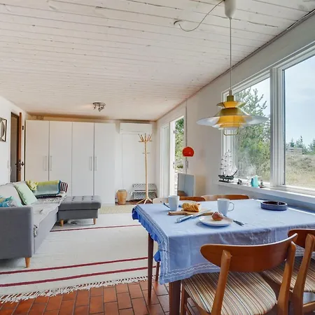 Vakantiehuis Letta - 800m From The Sea By Interhome