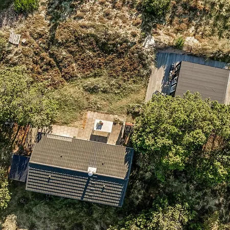 Letta - 800m From The Sea By Interhome